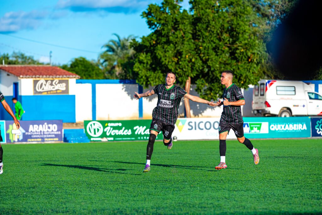 14°-JOGO-CAMPO-VERDE-X-QUIXADA-0X5-38-1024x683 Quixadá goleia Campo Verde por 5 a 0 no Municipal de Quixabeira diante de sua torcida.