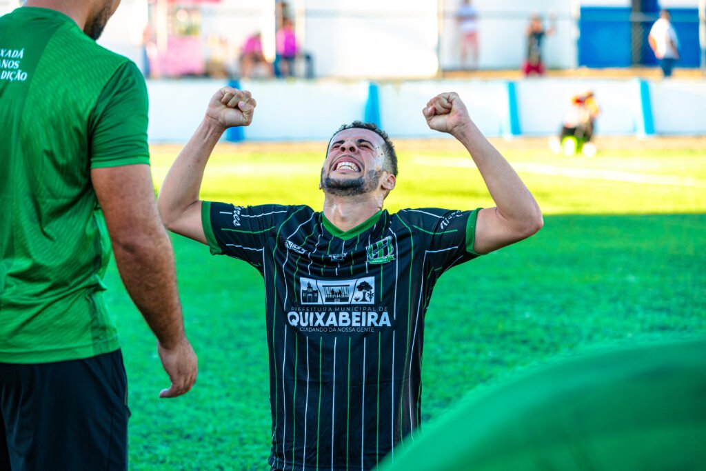 14°-JOGO-CAMPO-VERDE-X-QUIXADA-0X5-45-1024x683 Quixadá goleia Campo Verde por 5 a 0 no Municipal de Quixabeira diante de sua torcida.