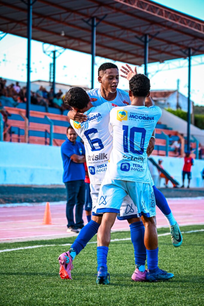 DSC_1100-682x1024 Jacobina goleia Camaçari por 6 a 0 pelo Campeonato Baiano Sub-20