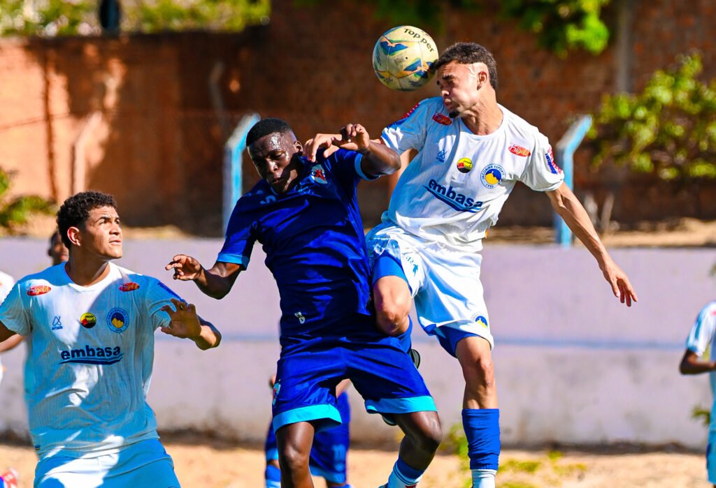 DSC_4352-1024x699 Home